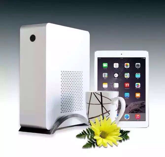 專業生產電腦機箱面板模具，高光拉絲紋塑料面板模具.
