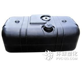 工程塑料油箱還是金屬油箱比較安全？